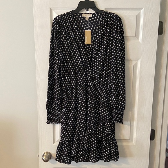 Michael Kors Dresses & Skirts - Michael Kors Black and White Patterned Long Sleeve Dress size XL brand new
